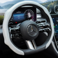 Coprivolante per auto con texture in fibra di carbonio ed effetto laser