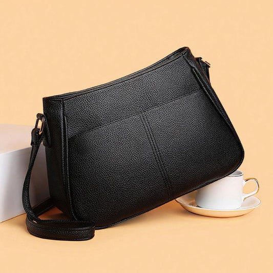Borsa a tracolla alla moda in morbida ecopelle