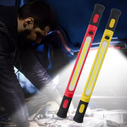 💡 SCONTO DEL 50% IN QUESTO MOMENTO! 🔧 Lampada da lavoro a LED da 3000 lm con base magnetica e gancio per appendere – Batteria da 5200 mAh – Perfetta per officine, garage o auto – Un compagno affidabile per qualsiasi lavoro di riparazione 🔋
