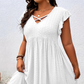 Abito da donna con scollo a V e volant