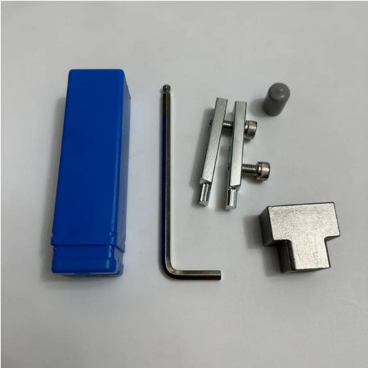 Set di utensili per la rimozione di bulloni spezzati