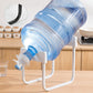 Pratico supporto antiscivolo per tanica d'acqua con erogatore a flusso rapido