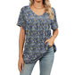 Top casual da donna a maniche corte con scollo a V, stampa e dettagli plissettati