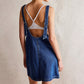 Abito in denim alla moda da donna con schiena scoperta